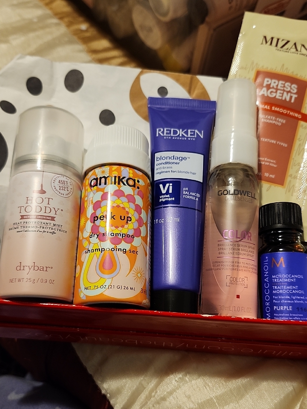 Colored Haircare Bundle. Redken